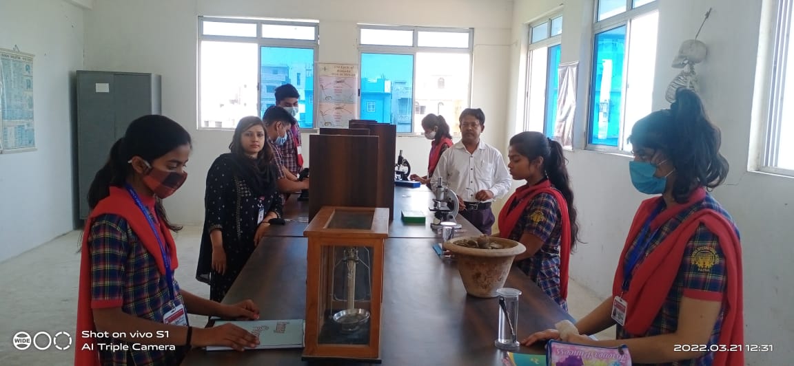 HCIS Biology Lab